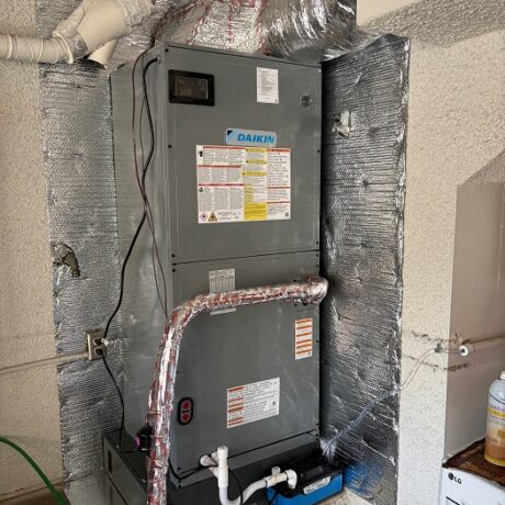 Heat pump Daikin installation process